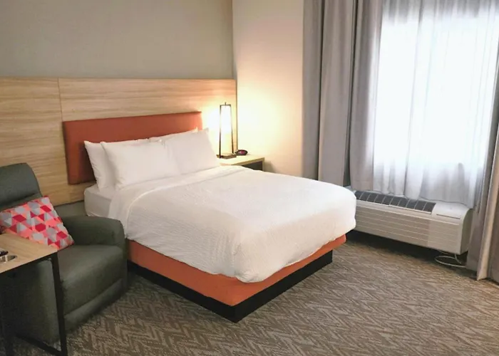 Candlewood By Ihg Hotel 2*